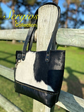 Load image into Gallery viewer, Sergio Small cowhide tote