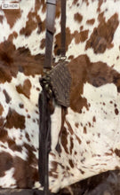 Load image into Gallery viewer, Giselle gorgeous Envelope style Crossbody Brown/White Hide
