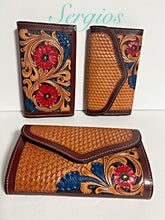 Load image into Gallery viewer, Wallet beautiful hands tooled and hand painted to perfection