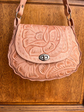 Load image into Gallery viewer, Hand tooled beauty all in natural vaqueta leather