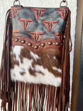 Load image into Gallery viewer, Cristina Crossbody Longhorn