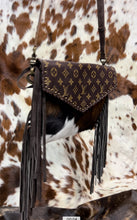 Load image into Gallery viewer, Envelope Crossbody Rustic Longhorn