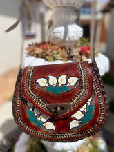 Load image into Gallery viewer, Crossbody handmade, hand tooled, hand painted