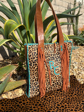Load image into Gallery viewer, Sergios shoulder bag with cheetah Hyde with Fringes