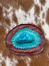 Load image into Gallery viewer, Tote made with genuine leather and cowhide hair on .