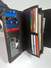 Load image into Gallery viewer, Wallet hand tooled