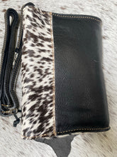 Load image into Gallery viewer, Small Crossbody and Hipster