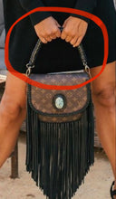 Load image into Gallery viewer, Short strap for hand bag .