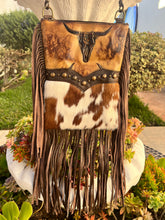Load image into Gallery viewer, Cristina is the name of Sergios most popular style
