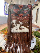 Load image into Gallery viewer, Cristina Crossbody Longhorn