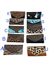 Load image into Gallery viewer, Envelope Wallet (Leather/ Cowhide/ LV)