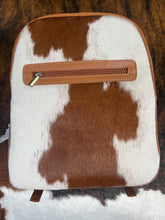 Load image into Gallery viewer, Cowhide Backpack