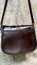 Load image into Gallery viewer, Santa Barbara Saddle bag style with Longhorn