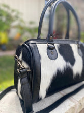 Load image into Gallery viewer, Cowhide Satchel