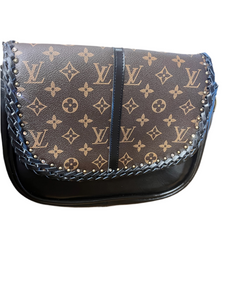 Santa Bárbara Saddle Bag Style with LV canvas