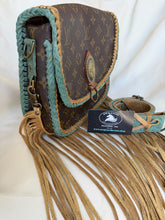 Load image into Gallery viewer, Saint Cloud GM in Crazy Horse Tan &amp; Moss Suede
