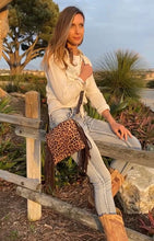 Load image into Gallery viewer, Annabella Style
