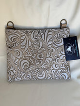 Load image into Gallery viewer, Annabella Style
