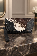 Load image into Gallery viewer, Elena Petite Clutch in Black Crocco Tooled leather
