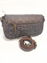 Load image into Gallery viewer, Gina
