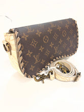 Load image into Gallery viewer, Gina
