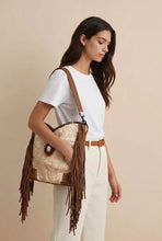 Load image into Gallery viewer, San Antonia Leather Handbag
