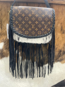 Santa Barbara Saddle bag style with LV canvas