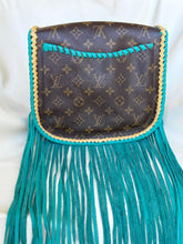 Load image into Gallery viewer, Saint Cloud GM Braided with Tibetan Silver/Turquoise Medallion
