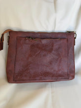 Load image into Gallery viewer, Victoria Crossbody
