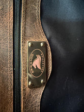 Load image into Gallery viewer, Victoria Crossbody
