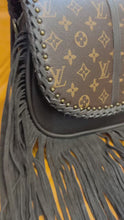 Load and play video in Gallery viewer, Santa Bárbara Saddle Bag Style with LV canvas
