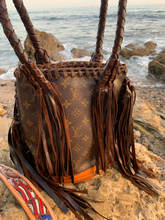 Load image into Gallery viewer, Authentic Louis Vuitton Bucket 

