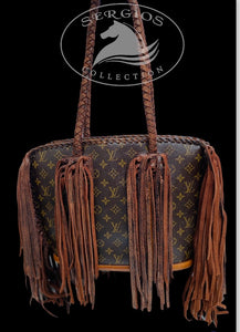 Louis Vuitton Authentic Baby Lone style