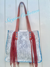 Load image into Gallery viewer, Beautiful Cheyenne Handbag
