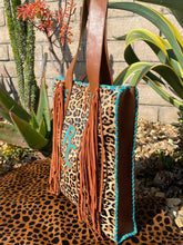 Load image into Gallery viewer, Sergios shoulder bag with cheetah Hyde with Fringes
