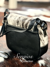 Load image into Gallery viewer, Cowhide crossbody round flap
