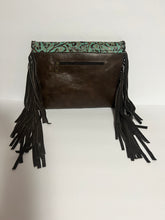 Load image into Gallery viewer, Sergios Gorgeous and classy envelope style shoulder bag
