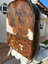 Load image into Gallery viewer, Tricolor brindle cowhide backpack
