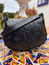 Load image into Gallery viewer, Hand tooled round beauty shoulder bag
