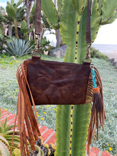 Load image into Gallery viewer, Long Horn Crossbody/Hipster
