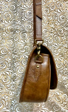 Load image into Gallery viewer, Santa Barbara Saddle bag style with longhorn in tan
