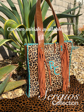 Load image into Gallery viewer, Sergios shoulder bag with cheetah Hyde with Fringes
