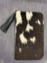 Load image into Gallery viewer, Cowhide Wallet with Cards Slots and Cash Compartment
